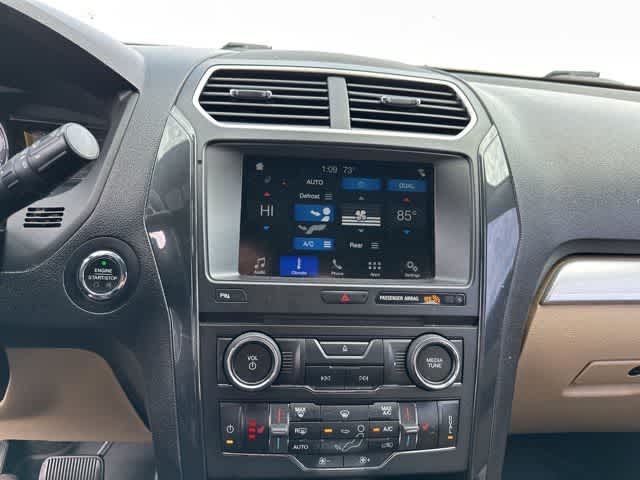 Thumbnail: 2017 Ford Explorer - 7