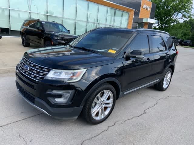 Thumbnail: 2016 Ford Explorer - 2