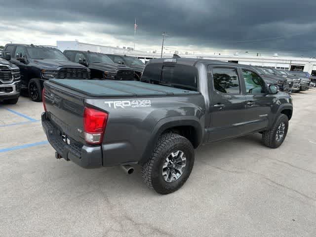 Thumbnail: 2017 Toyota Tacoma - 20