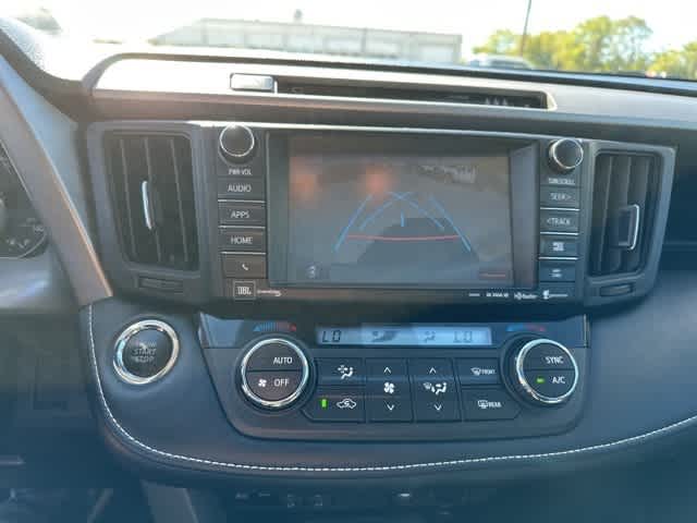 Thumbnail: 2018 Toyota RAV4 - 10