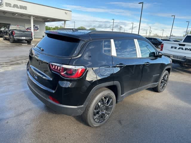 Thumbnail: 2026 Jeep Compass - 4