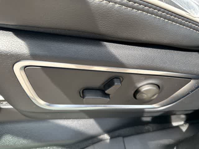Thumbnail: 2026 RAM 1500 - 10