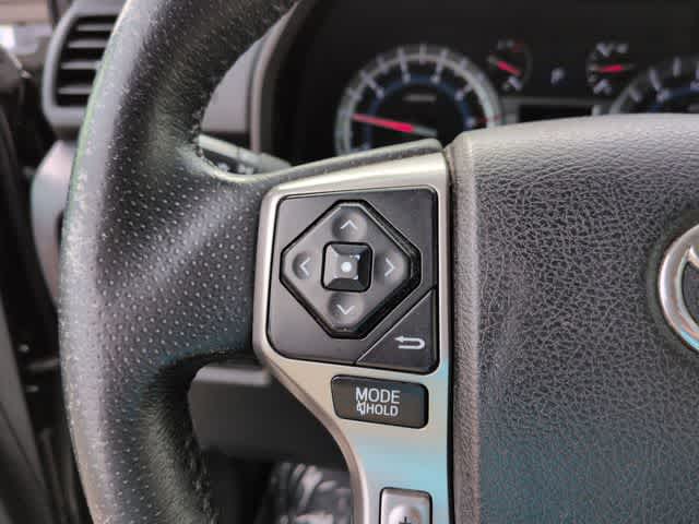 Thumbnail: 2015 Toyota 4Runner - 23