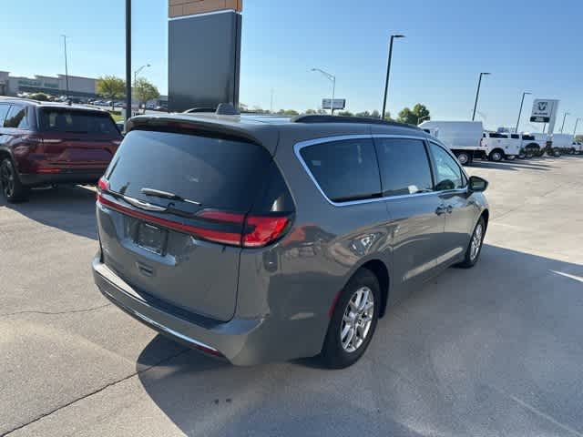 Thumbnail: 2022 Chrysler Pacifica - 21
