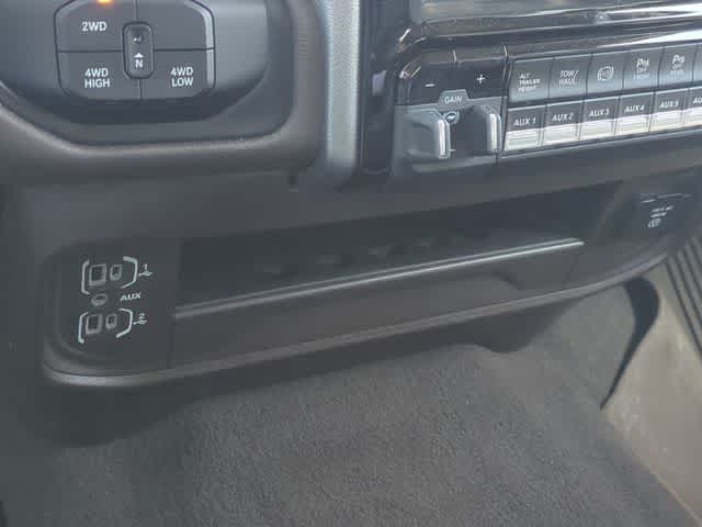 Thumbnail: 2025 RAM 3500 - 32