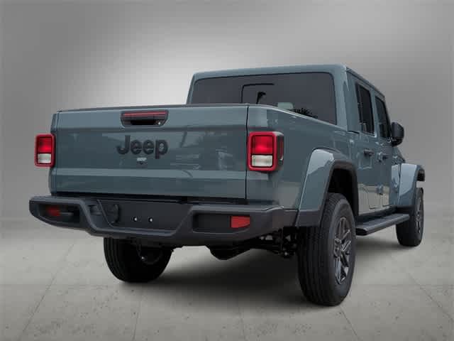 Thumbnail: 2025 Jeep Gladiator - 8
