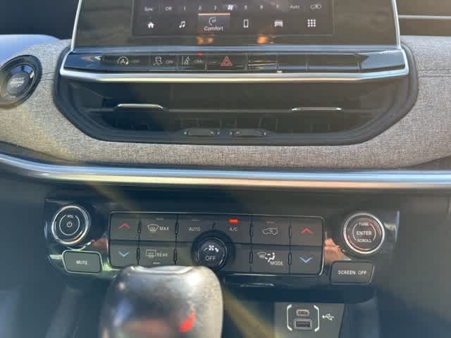 Thumbnail: 2022 Jeep Compass - 8