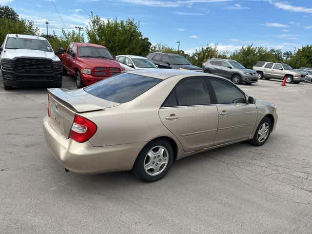 Thumbnail: 2002 Toyota Camry - 17