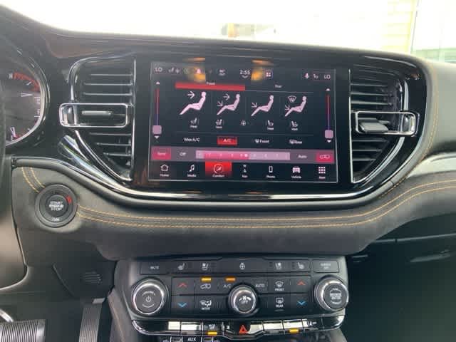 2022 Dodge Durango Sport 8