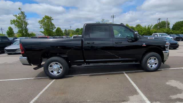 Thumbnail: 2026 RAM 2500 - 9