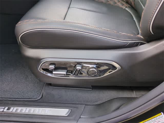 Thumbnail: 2025 Jeep Grand Cherokee L - 18