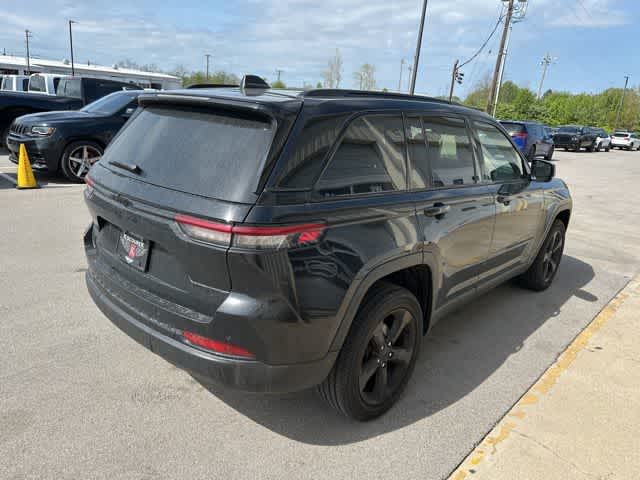 Thumbnail: 2023 Jeep Grand Cherokee - 20