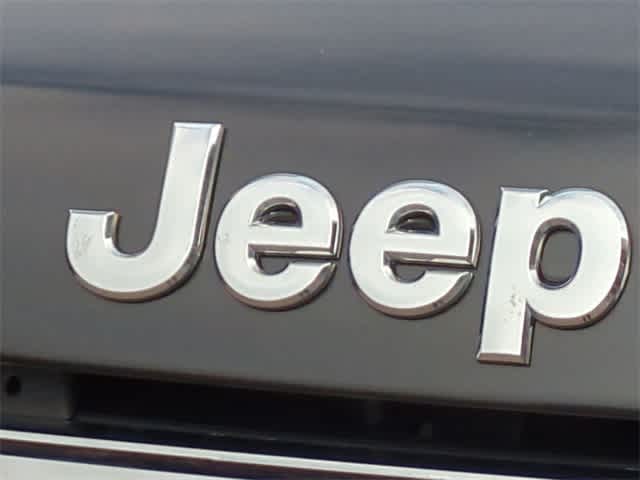Thumbnail: 2013 Jeep Grand Cherokee - 12