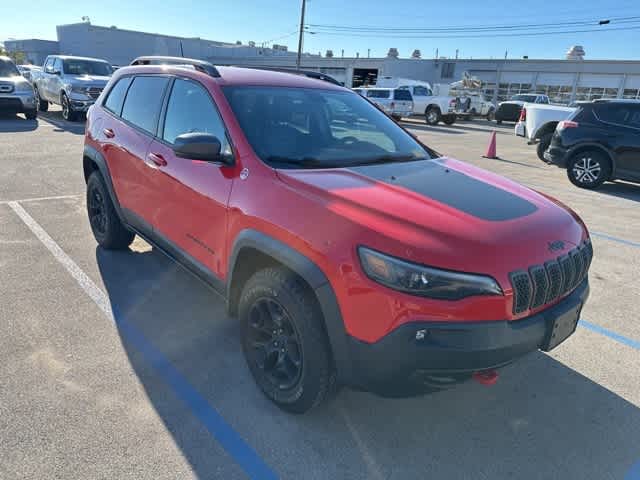 Thumbnail: 2019 Jeep Cherokee - 24