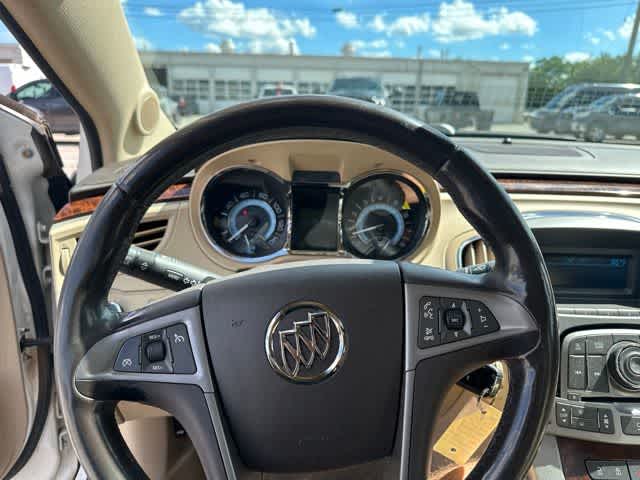 Thumbnail: 2011 Buick LaCrosse - 12