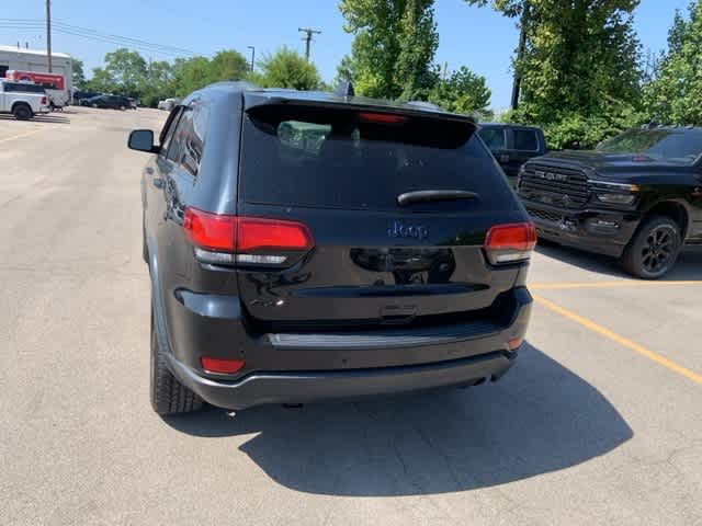 Thumbnail: 2018 Jeep Grand Cherokee - 23