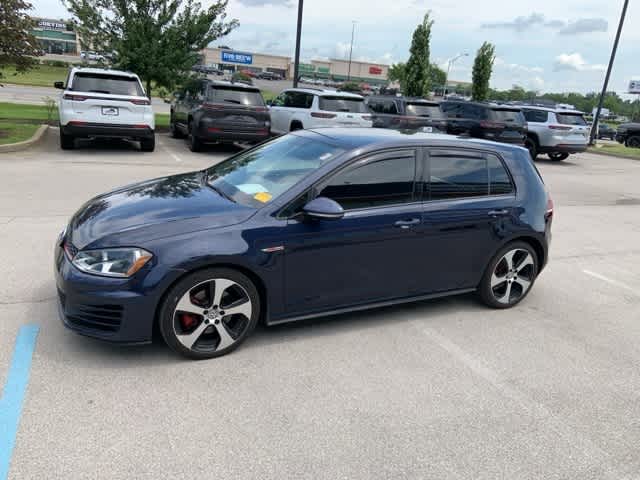 Thumbnail: 2017 Volkswagen Golf - 12
