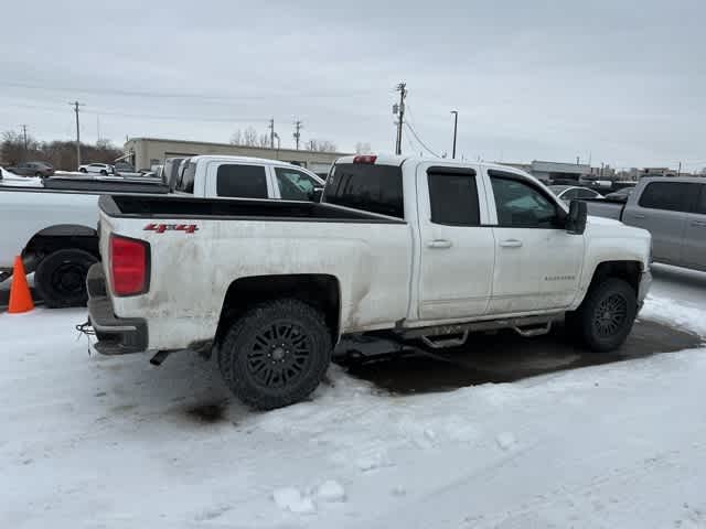Thumbnail: 2018 Chevrolet Silverado 1500 - 13