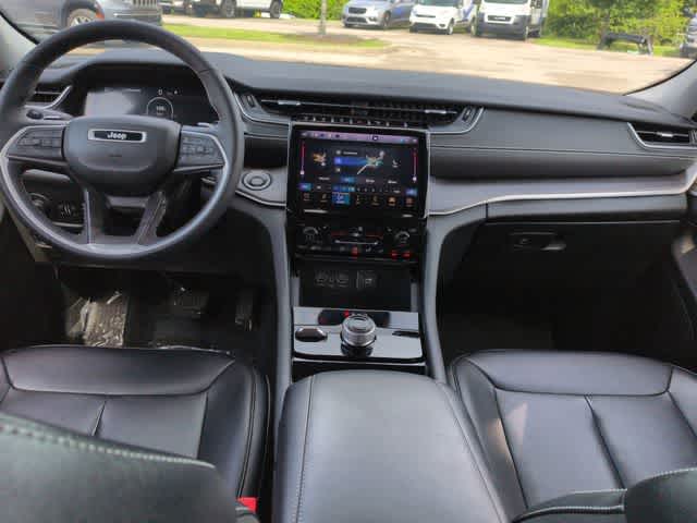 Thumbnail: 2023 Jeep Grand Cherokee - 15