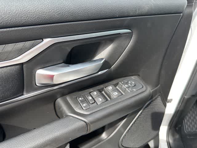 Thumbnail: 2026 RAM 1500 - 8