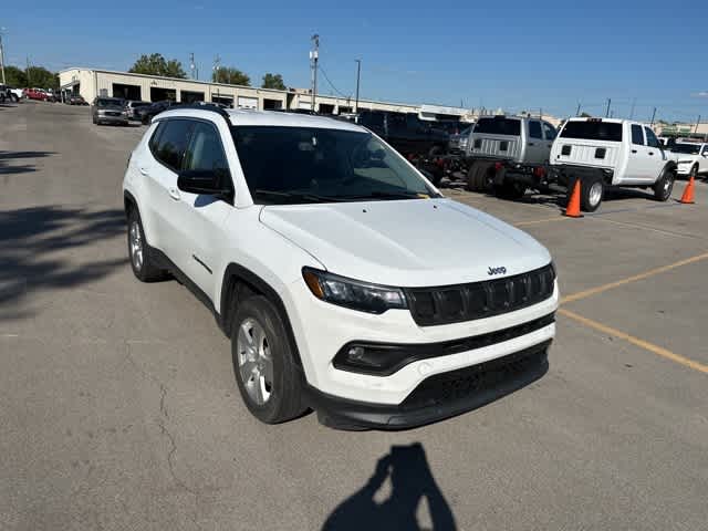 Thumbnail: 2022 Jeep Compass - 25