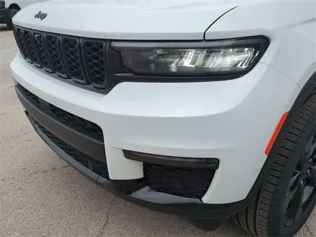 Thumbnail: 2025 Jeep Grand Cherokee L - 11