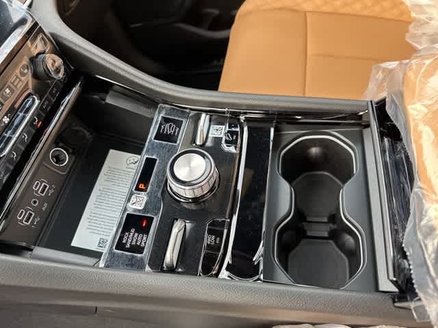 Thumbnail: 2025 Jeep Grand Cherokee - 4