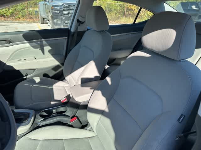 Thumbnail: 2017 Hyundai Elantra - 3