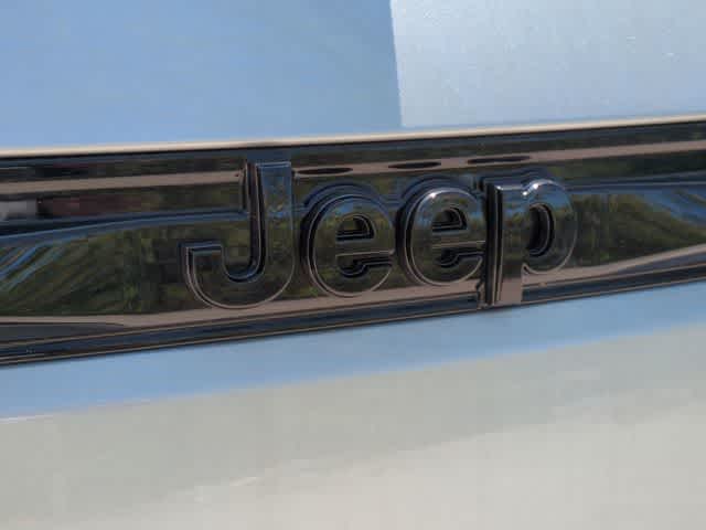 Thumbnail: 2026 Jeep Grand Cherokee - 12