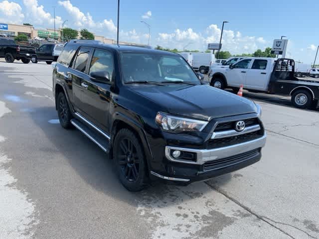 Thumbnail: 2016 Toyota 4Runner - 27