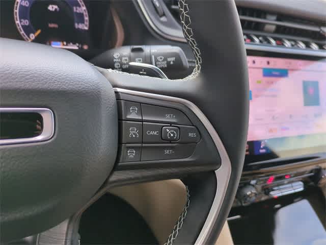 Thumbnail: 2025 Jeep Grand Cherokee L - 25