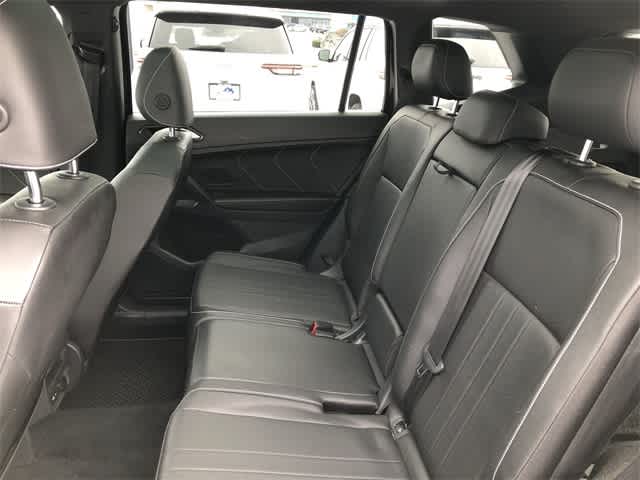 Thumbnail: 2022 Volkswagen Tiguan - 25