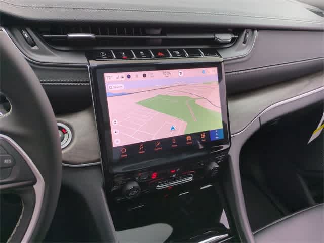 Thumbnail: 2025 Jeep Grand Cherokee - 30