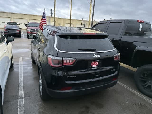 Thumbnail: 2021 Jeep Compass - 9