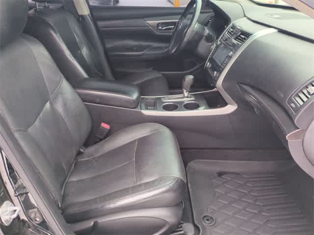 Thumbnail: 2013 Nissan Altima - 21