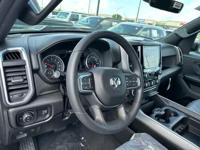 Thumbnail: 2026 RAM 1500 - 4