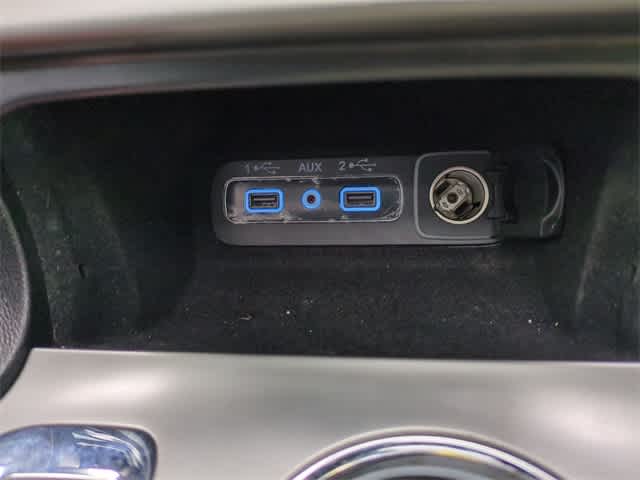 Thumbnail: 2021 Jeep Grand Cherokee - 32