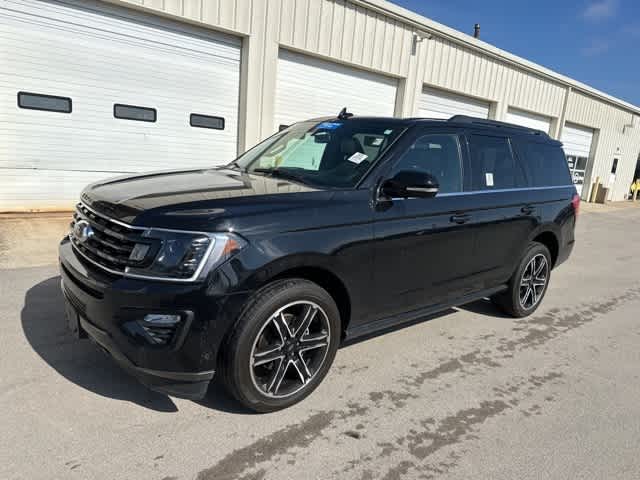 Thumbnail: 2021 Ford Expedition - 16