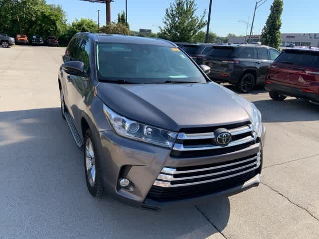 Thumbnail: 2018 Toyota Highlander - 30