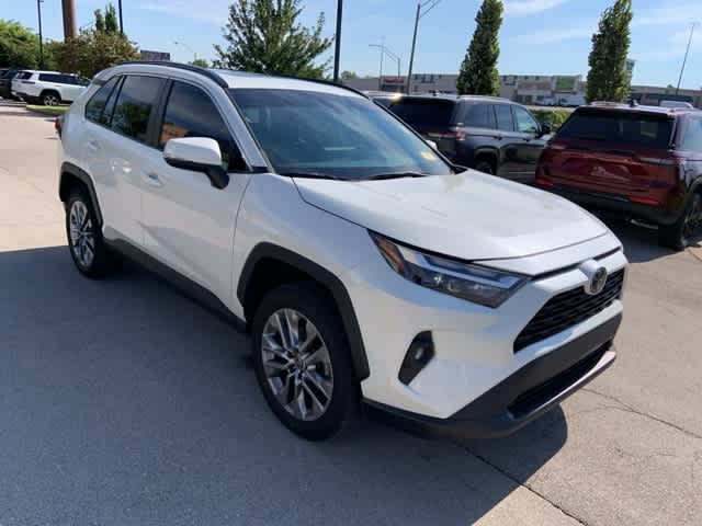 Thumbnail: 2022 Toyota RAV4 - 21