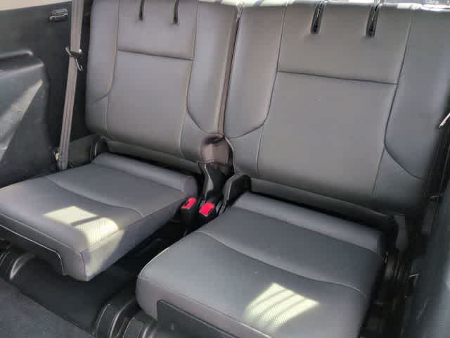 Thumbnail: 2015 Lexus GX - 39