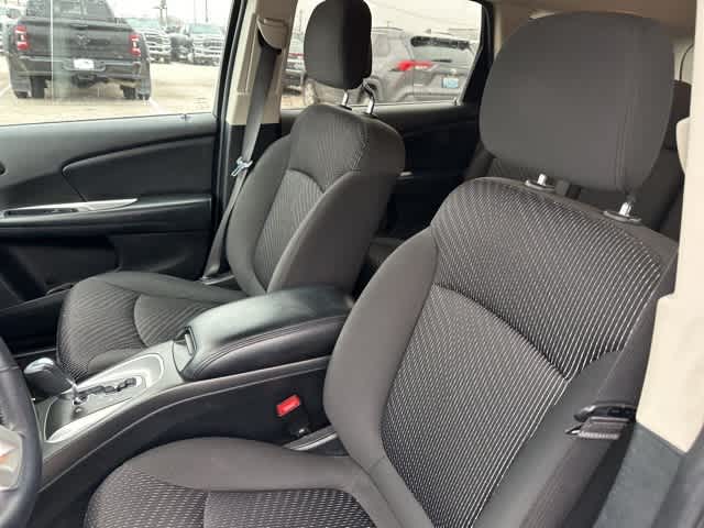 Thumbnail: 2018 Dodge Journey - 3