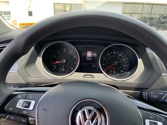 Thumbnail: 2021 Volkswagen Tiguan - 6