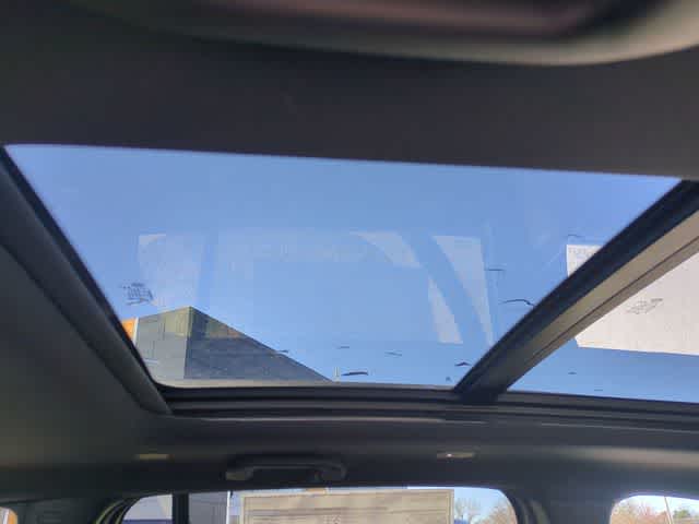 Thumbnail: 2026 Jeep Cherokee - 23