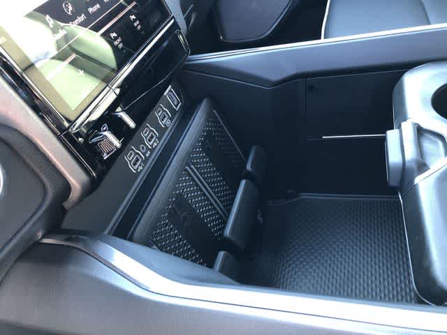 Thumbnail: 2026 RAM 1500 - 18