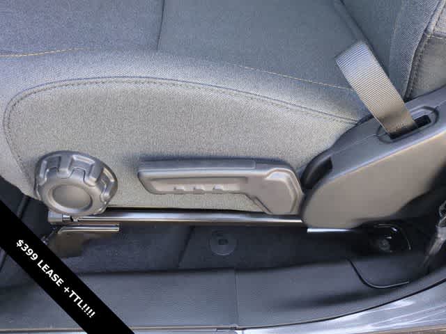 Thumbnail: 2025 Jeep Gladiator - 17