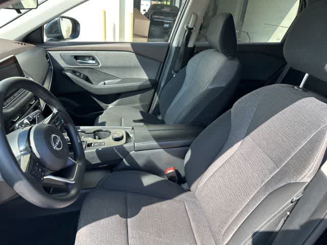 Thumbnail: 2023 Nissan Rogue - 3