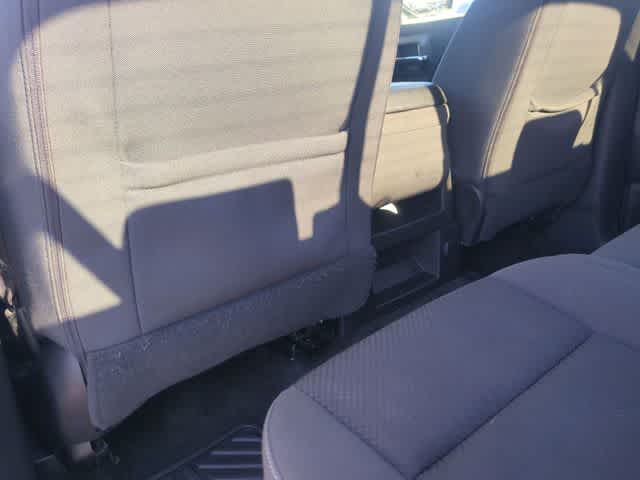 Thumbnail: 2016 Chevrolet Silverado 1500 - 18