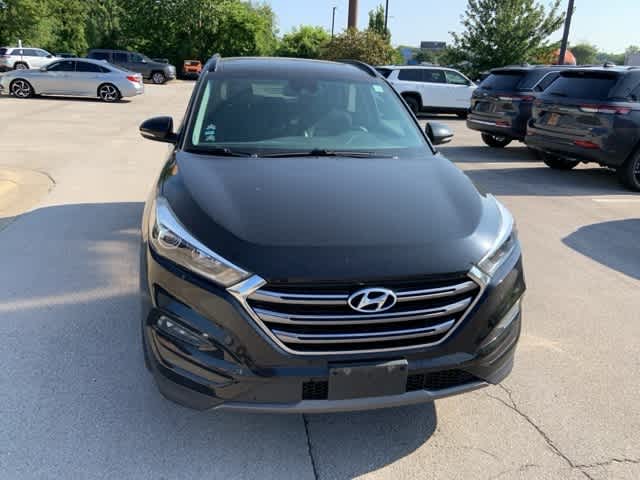 Thumbnail: 2016 Hyundai Tucson - 32