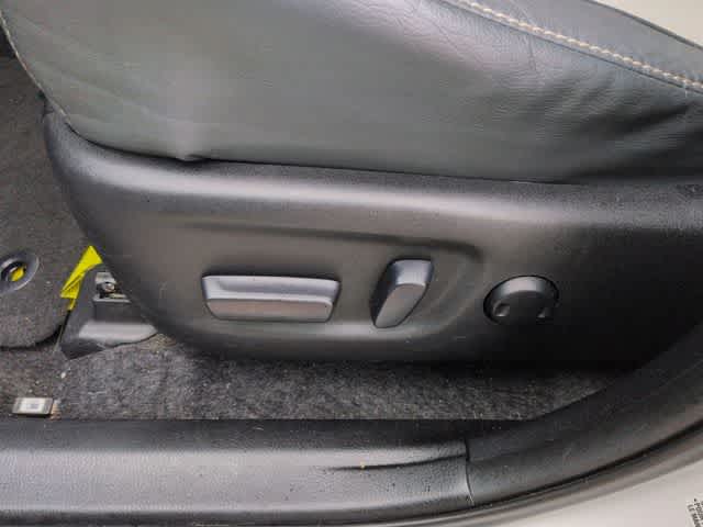 Thumbnail: 2013 Toyota RAV4 - 17